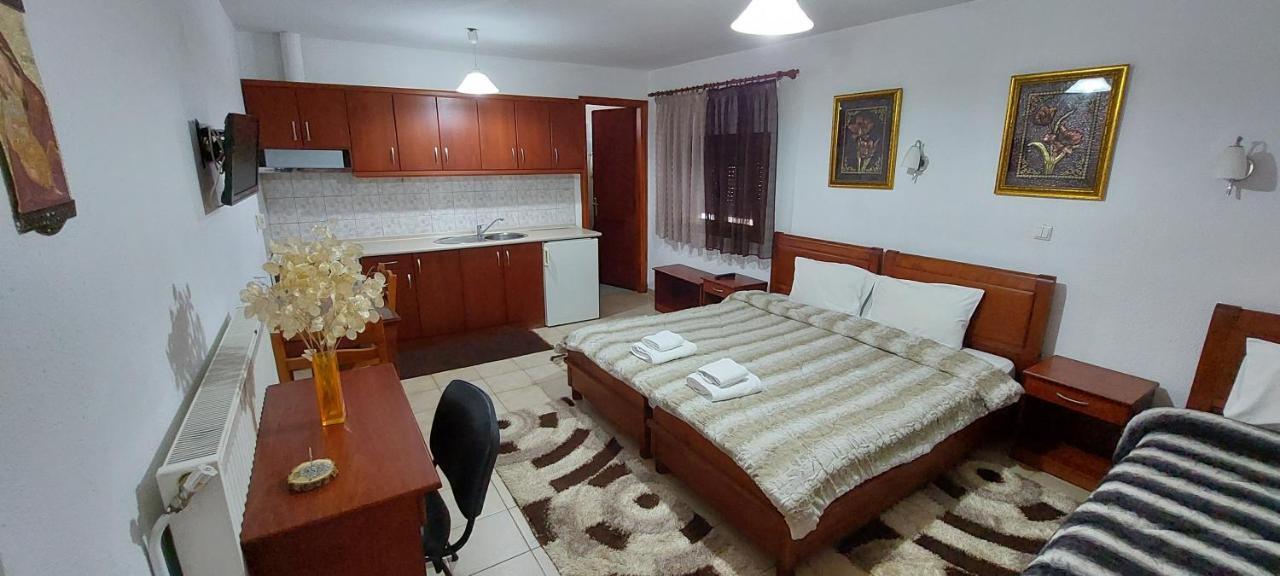 Ferienwohnung Galini Káto Loutrákion Exterior foto