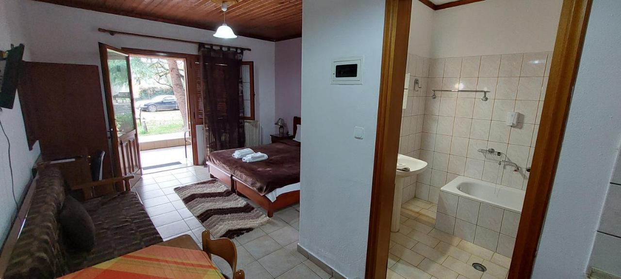 Ferienwohnung Galini Káto Loutrákion Exterior foto