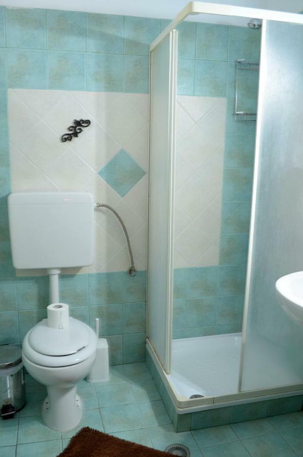 Ferienwohnung Galini Káto Loutrákion Exterior foto