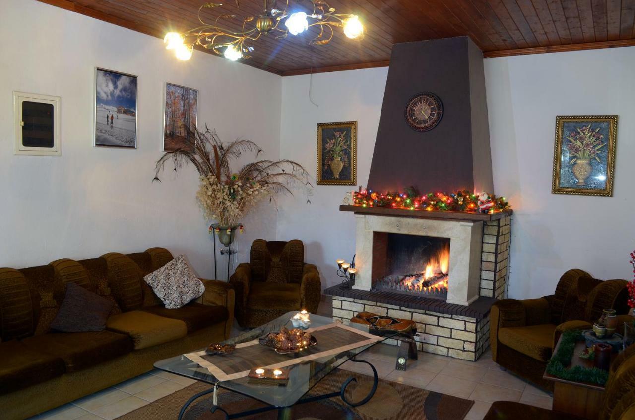 Ferienwohnung Galini Káto Loutrákion Exterior foto